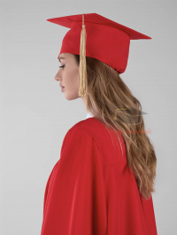 Мантия бакалавра с шапочкой цвет красный