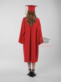 Мантия бакалавра с шапочкой цвет красный